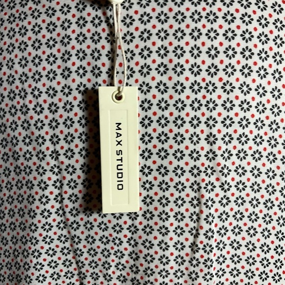 NWT MAX STUDIO PEPLUM TOP. SIZE M - Picture 7 of 7